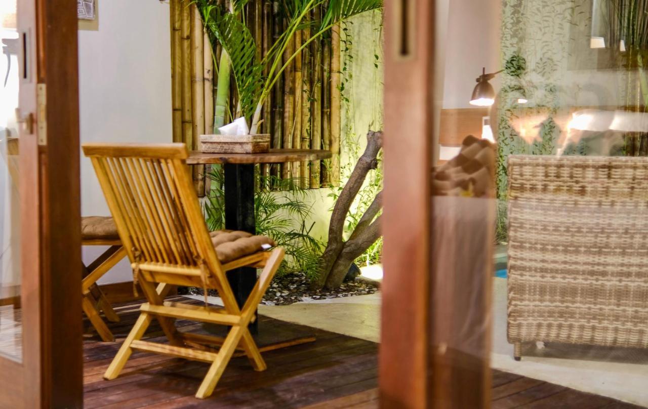 Villa Motu - Elegant, Private Pool Villas Gili Trawangan Exterior photo